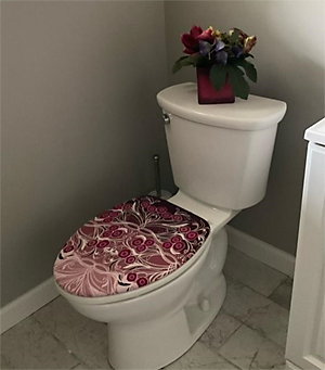 Barbaras toilet seat lid cover